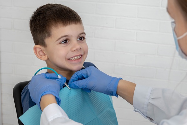 How A Kid Friendly Dentist Can Help Your Child Improve And Maintain Oral Health
